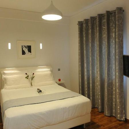 Modern And Cozy Apartment In The Centre Of Athens Luaran gambar