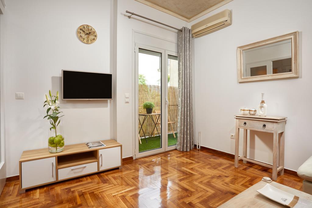 Modern And Cozy Apartment In The Centre Of Athens Luaran gambar