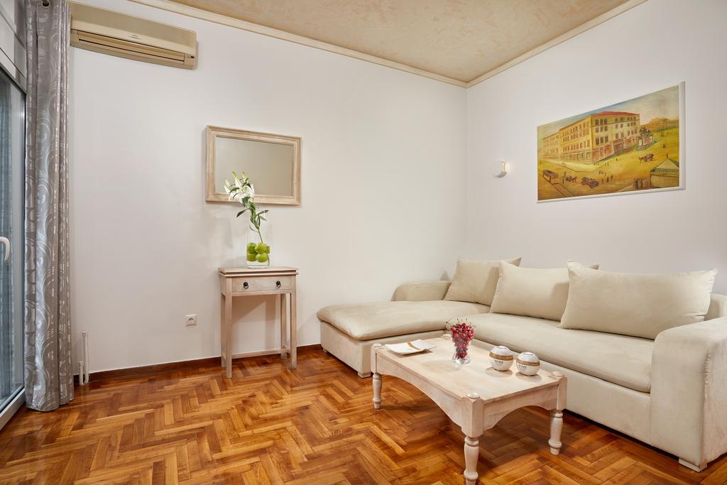 Modern And Cozy Apartment In The Centre Of Athens Luaran gambar